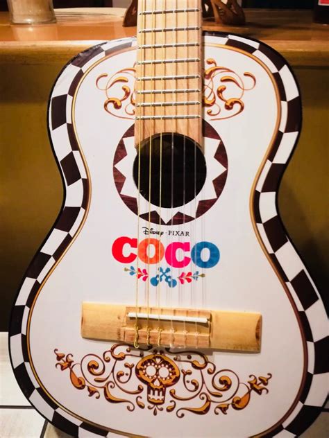 imagenes de la guitarra de coco